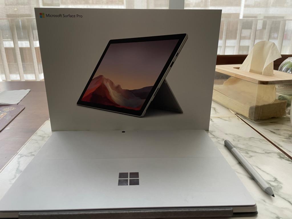 Microsoft Surface Pro 7 (Category: Laptops & Notebooks) located in Singapore. Submitted by francisy87 (Listing ID 1151215213, Image 1). Description: Surface Pro 7 - Platinum, Intel Core i5, 8GB, 128GB. I will give a Surface Pro Signature Type Cover and a Surface Pen - Platinum. Windows 11 operating system. I paid S$1500 for all the items but hardly use it as i already have a company issues computer. To be fair to the buyer, I am willing to reduce