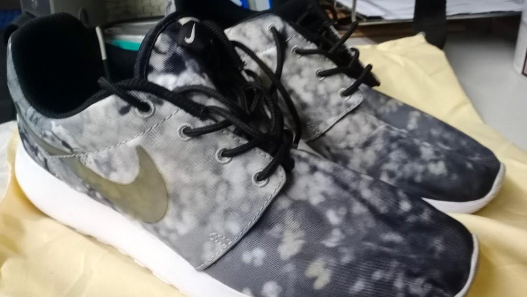 Nike (Category: Sneakers) located in Manila. Submitted by olxph_410657706 (Listing ID 1151374113, Image 3). Description: nike cortez nike fatigue.... 1.5k for 2 shoes second hand.