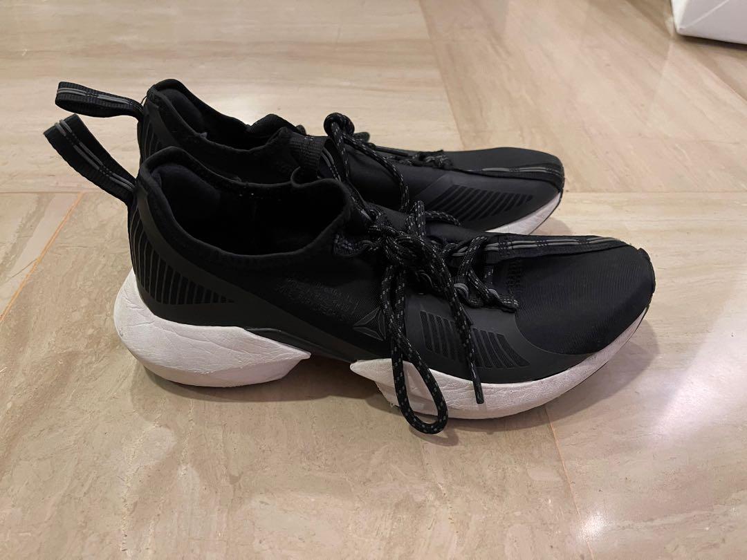 Reebok running shoes sale outlet