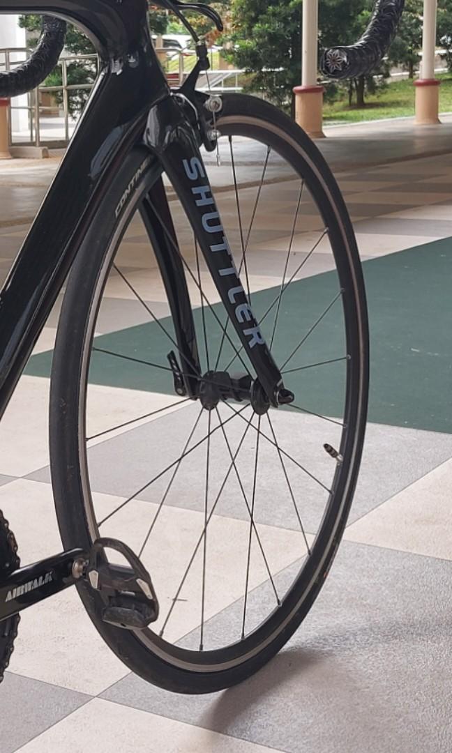 Road bike front wheel 2025