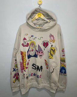 L V graffiti embroidered hoodie, Men's Fashion, Tops & Sets, Hoodies on  Carousell