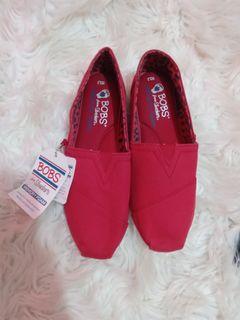 Sketchers Size 5 5 Wide  BOBS PLUSH PEACE & LOVE Red Loafers Flats