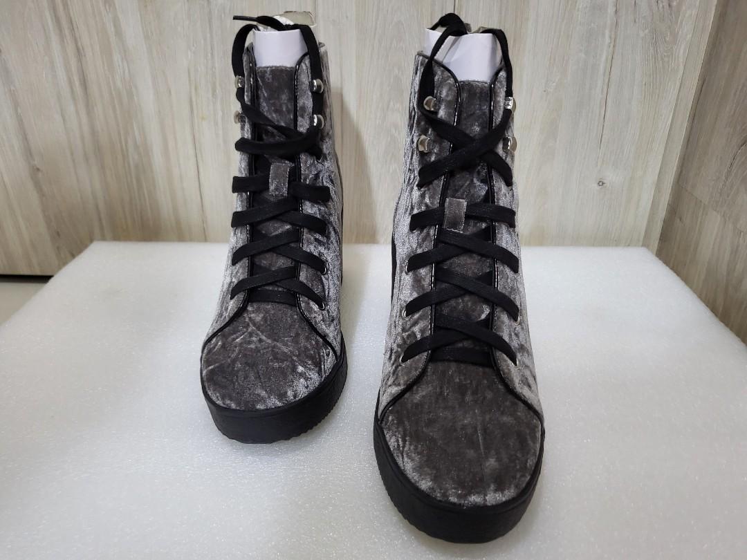 Steve madden abbyy new arrivals boots