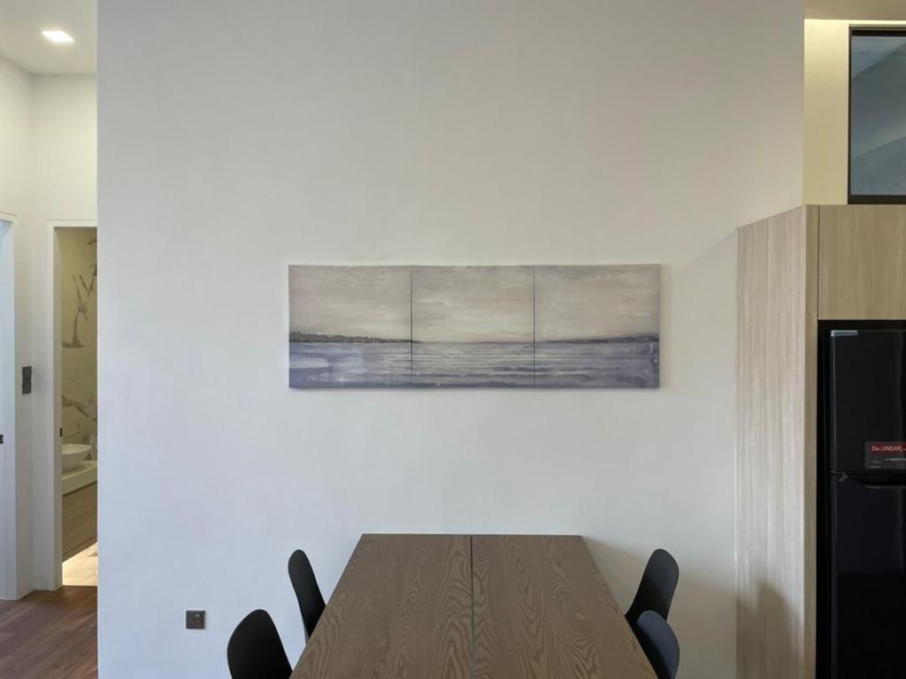 Toorak Park apartment for rent, Property, Rentals on Carousell