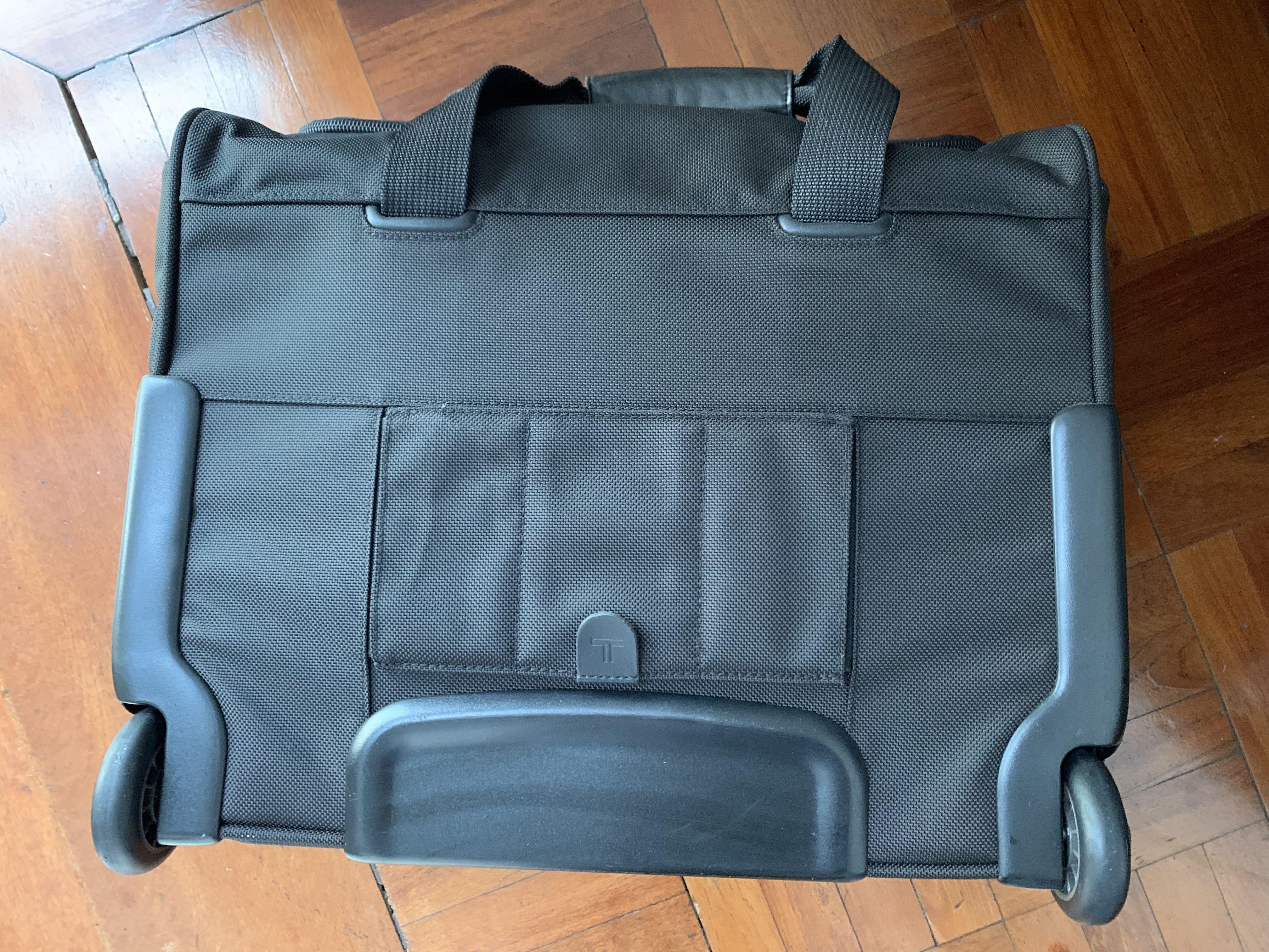 Tumi Cabin Luggage Suitcase / 2Wheeled Briefcase / Tumi Carry Duffle