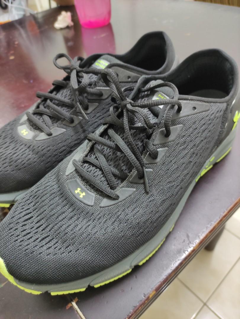 UA Hovr Sonic 3 can connect bluetooth Men s Fashion Footwear
