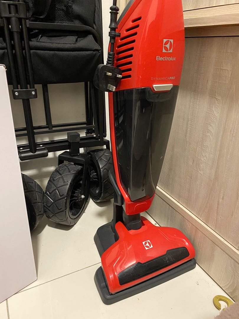 Used Electrolux Stick Vacuum, Computers & Tech, Parts & Accessories