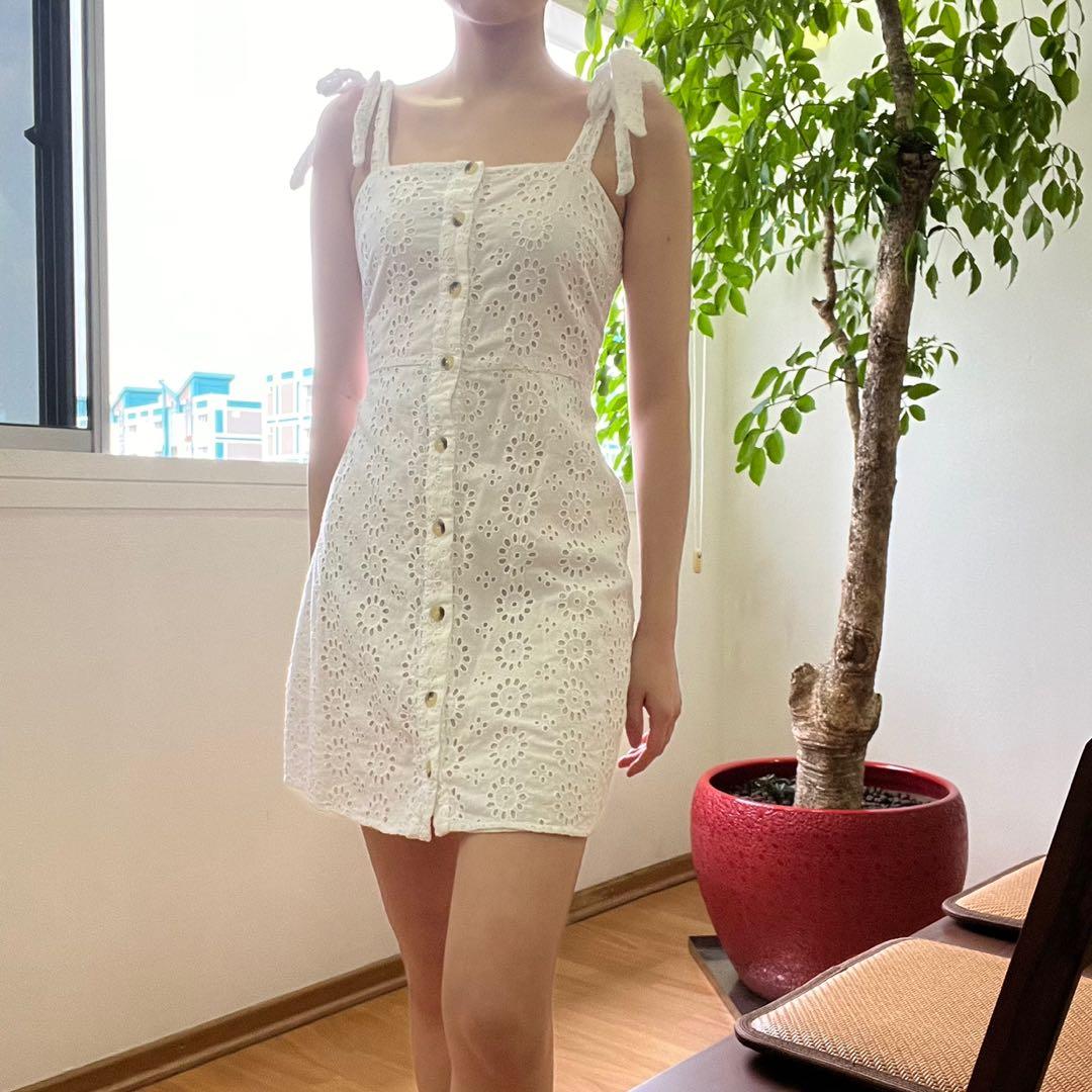 zara crochet dress white NWT ZARA CROCHET WHITE EMBROIDERED DRESS MAXI 4786/062 BLOGGERS FAV XS-L  $169