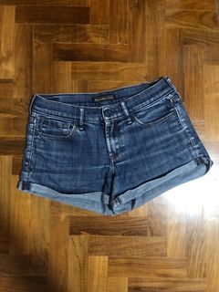 (Category: ) located in . Submitted by sgdecluttersales (Listing ID 1151501603, Image 1). Description: .