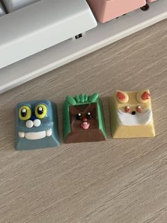 (Category: ) located in . Submitted by shopqwerkycaps (Listing ID 1151506357, Image 1). Description: .