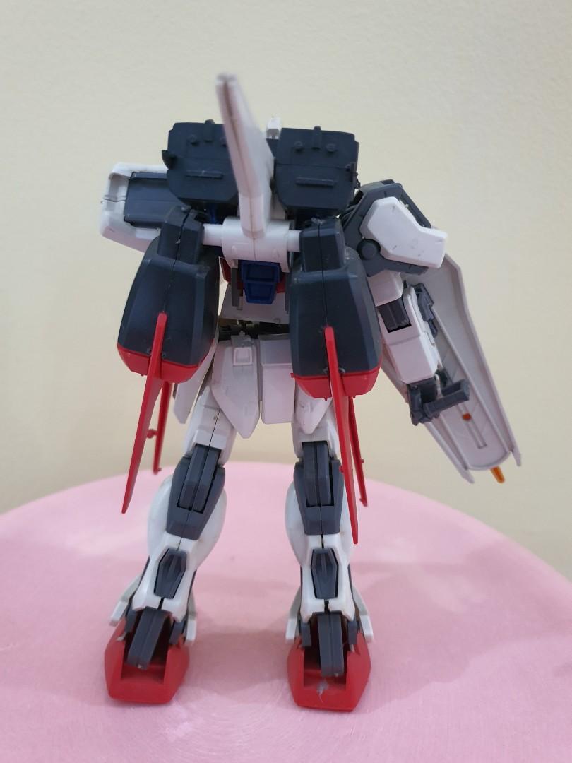 Assorted Gundam figures (Category: Gundam Model Kits) located in Singapore. Submitted by kurohami (Listing ID 1151485984, Image 2). Description: Big figure 17cm tall while the other 3 are 12cm tall. Big one at $25. Small one at $15. Collect at Tampines East MRT..