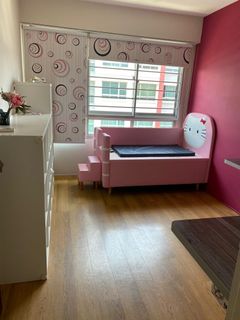 (Category: ) located in . Submitted by ytgc8fmycq (Listing ID 1151601900, Image 1). Description: .