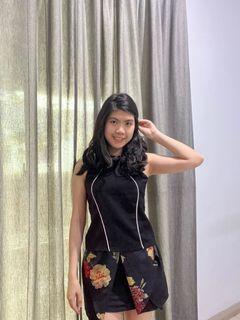 Black list white top