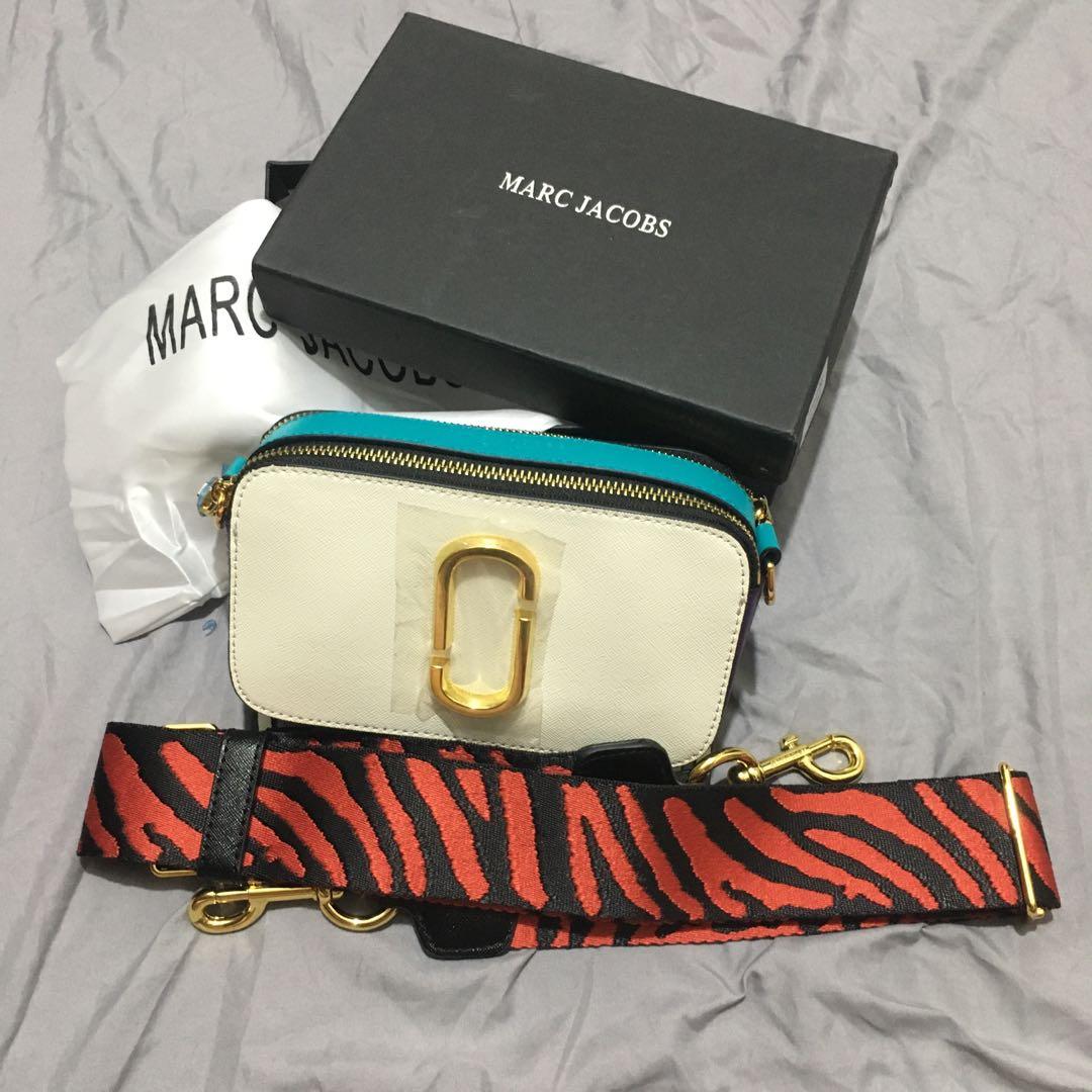 Original Marc Jacobs Snapshot bags, Luxury, Bags & Wallets on Carousell