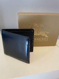Burberry wallet, Men's Fashion, Watches & Accessories, Wallets 