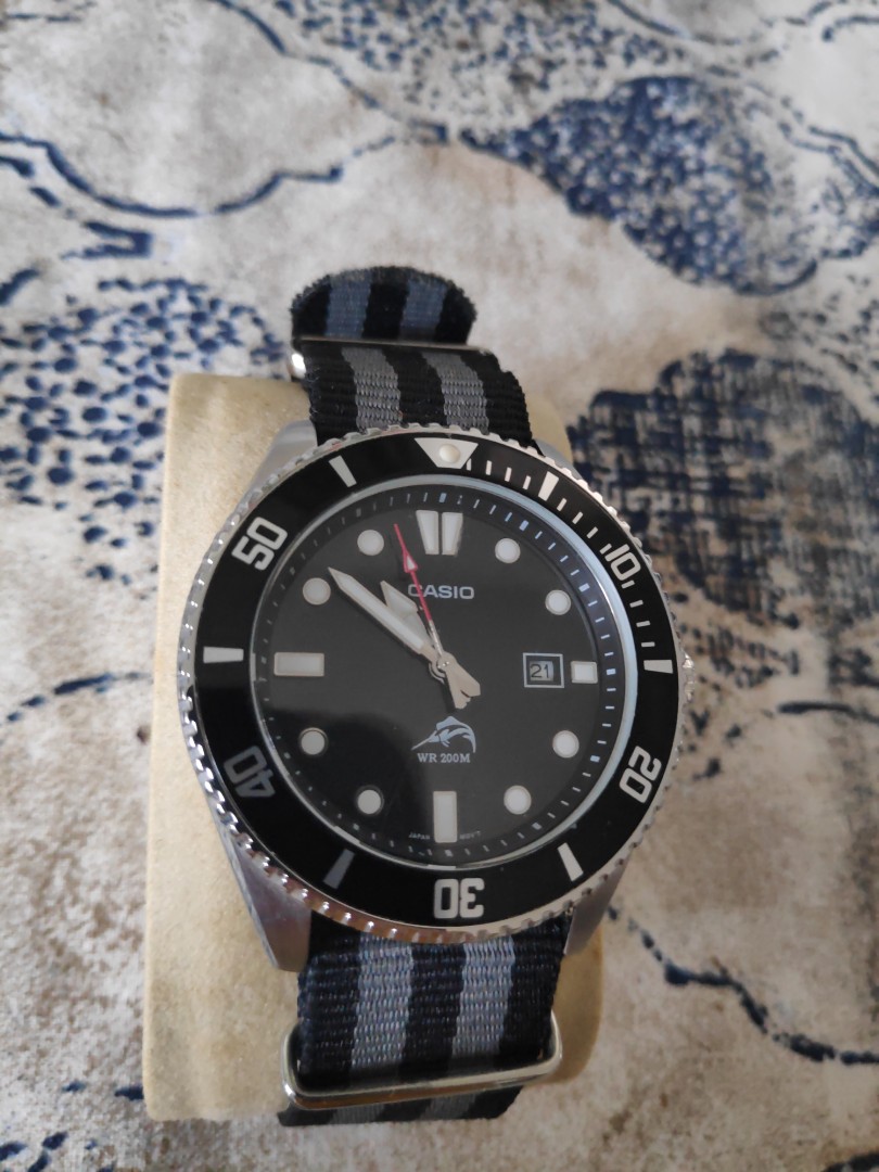 Casio mdv106 clearance nato strap