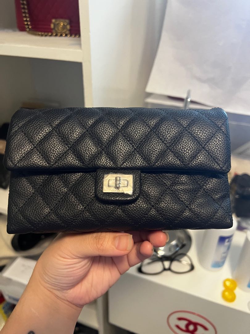 Chanel uniform 255 bum belt bag Black Leather ref205749  Joli Closet