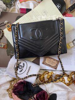 Chanel vintage 黑金羊皮信封包/藏家必備/好裝實用款