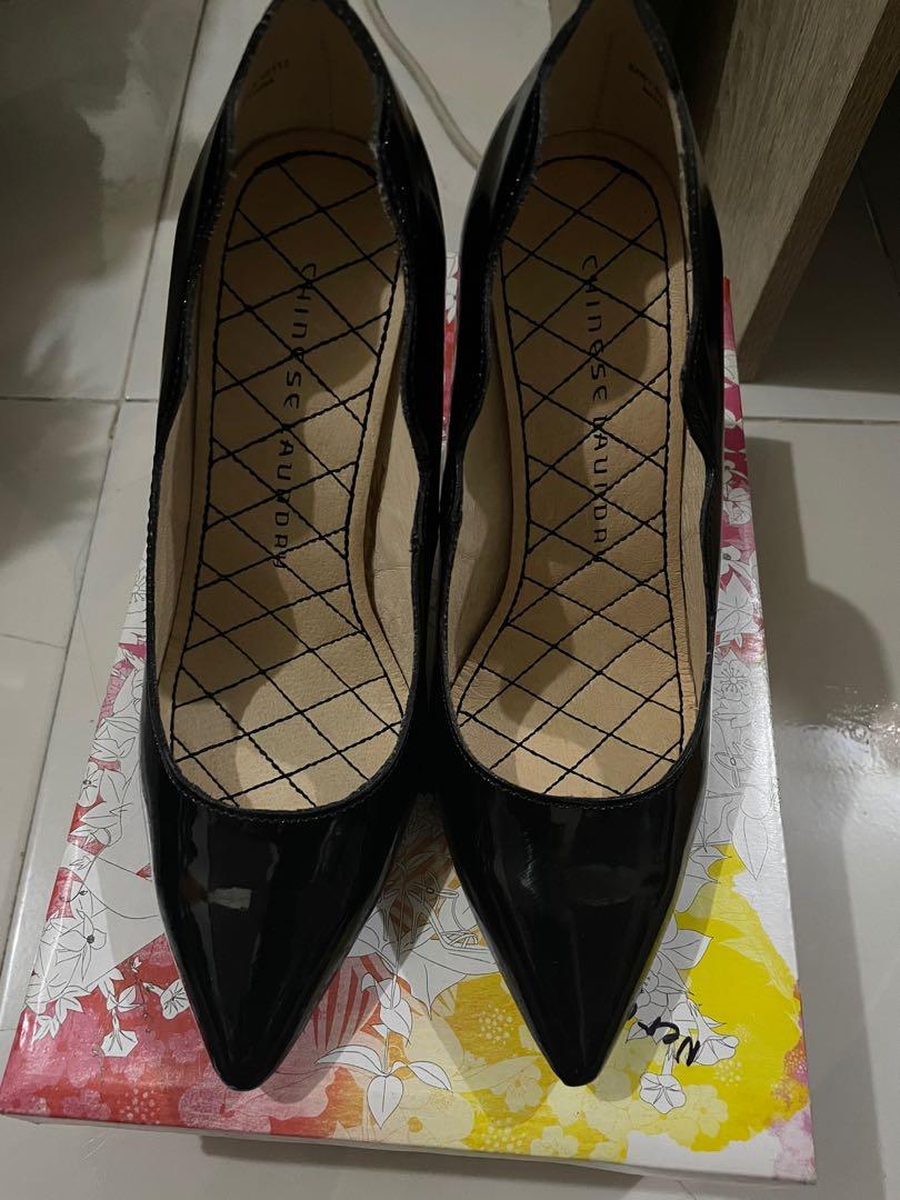 chinese laundry black pumps