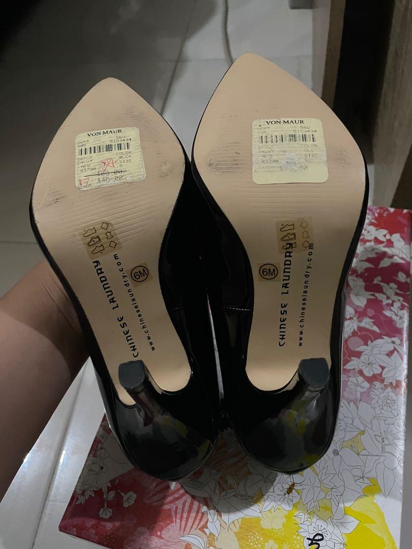 chinese laundry black pumps
