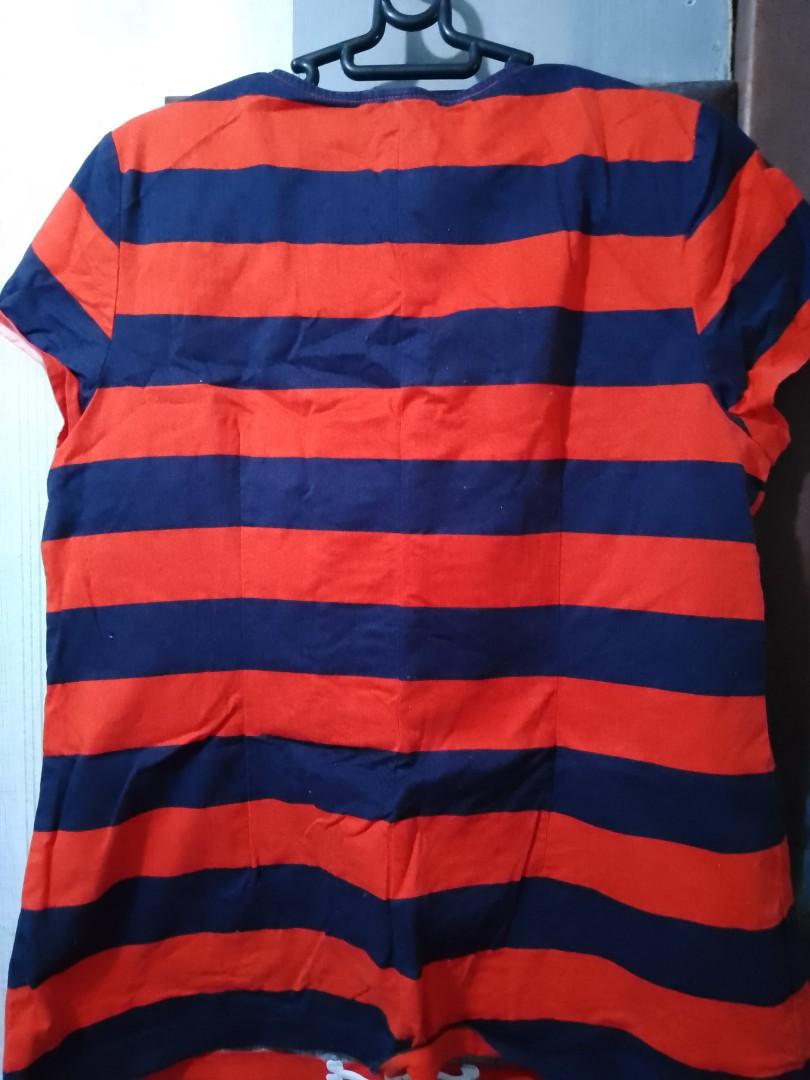 Colorful blouse (Category: Blouses) located in Caloocan City. Submitted by nerisaa (Listing ID 1151421339, Image 2). Description: Colorful blouse.