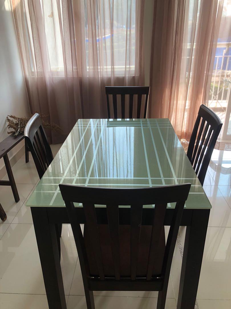 Dining Table Set (Category: Chairs) located in Kuala Lumpur. Submitted by monsterinthehouse (Listing ID 1151419978, Image 2). Description: - Glass Top Dinjng Table comes with four wonder chairs. - Self pick up only. .