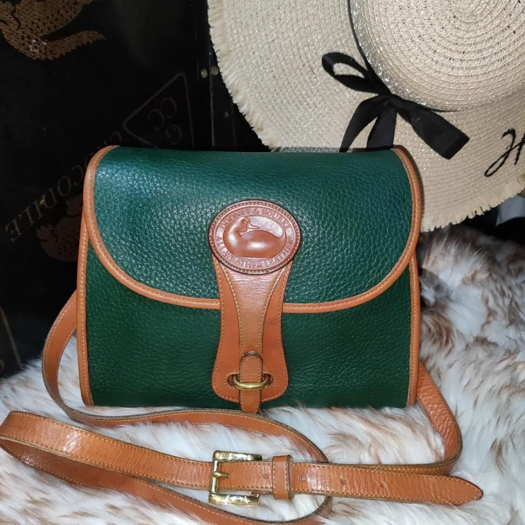 Fir Green Essex Dooney & Bourke AWL Vintage Bag