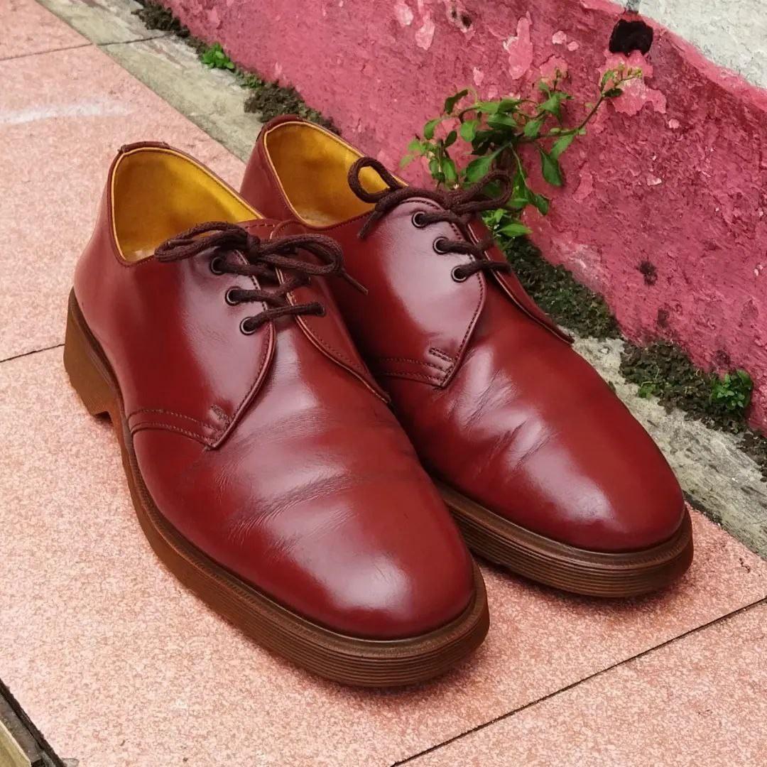 Dr martens steed oxblood hotsell