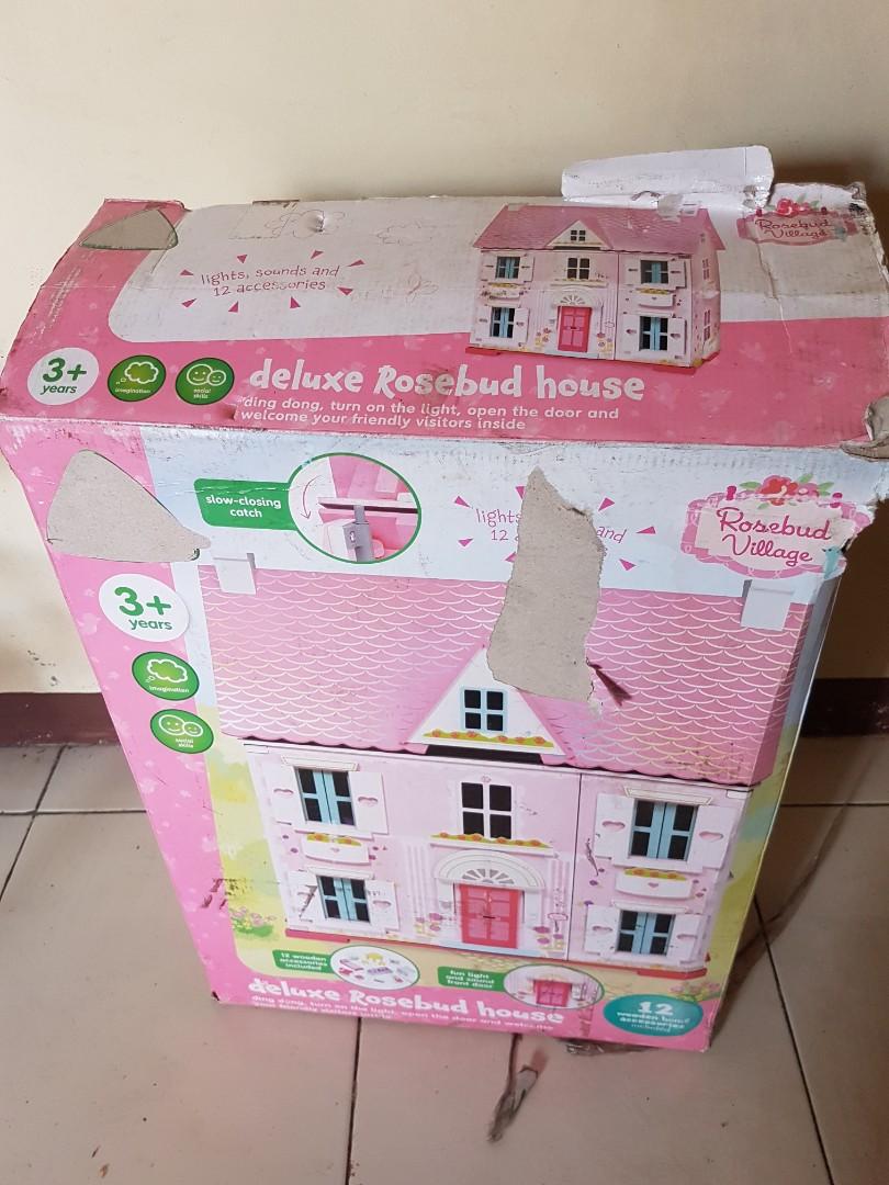 Deluxe shop rosebud house