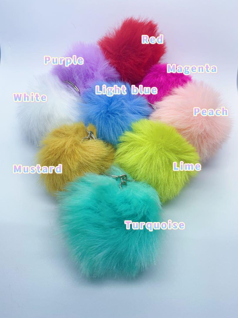 White fur ball best sale keychain