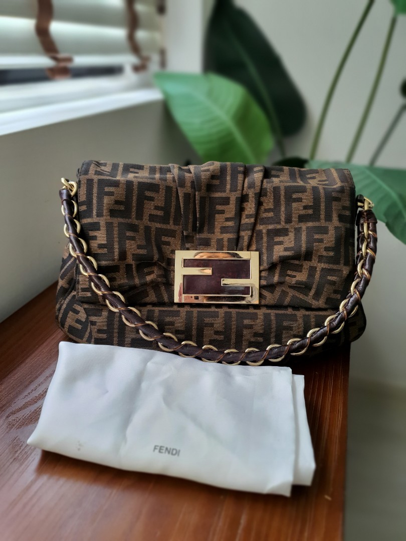 Fendi mia flap clearance bag
