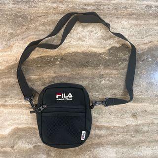 九成新🔥Fila 小包