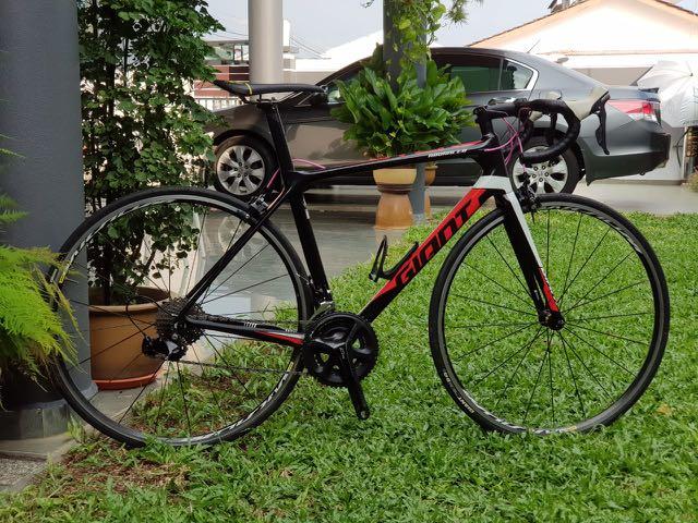 GIANT TCR ADVANCED 2 Sports Equipment Bicycles Parts on Carousell