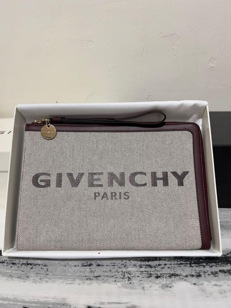 Givenchy clutch bag (Category: Luxury Bags & Wallets) located in Imus. Submitted by erisoncelovesph (Listing ID 1151607570, Image 1). Description: Repriced! 💯 authentic Givenchy clutch Pristine condition. 10/10. Can pass as brand new. With box, tag and dust bag only. Original price of P53,500 as seen on tag. Free shipping. 200% money back guaranteed if proven fake..