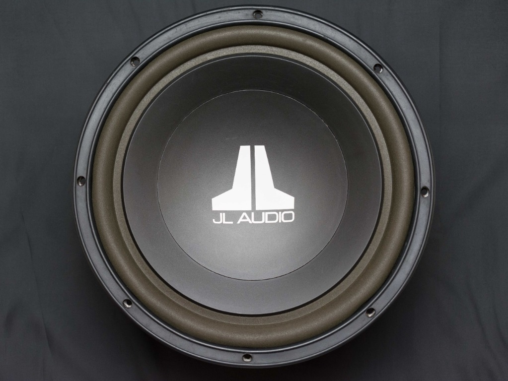Jl Audio 12w3v2 D4 12 Subwoofer 2x4ohm 300rms Audio Portable Audio Accessories On Carousell