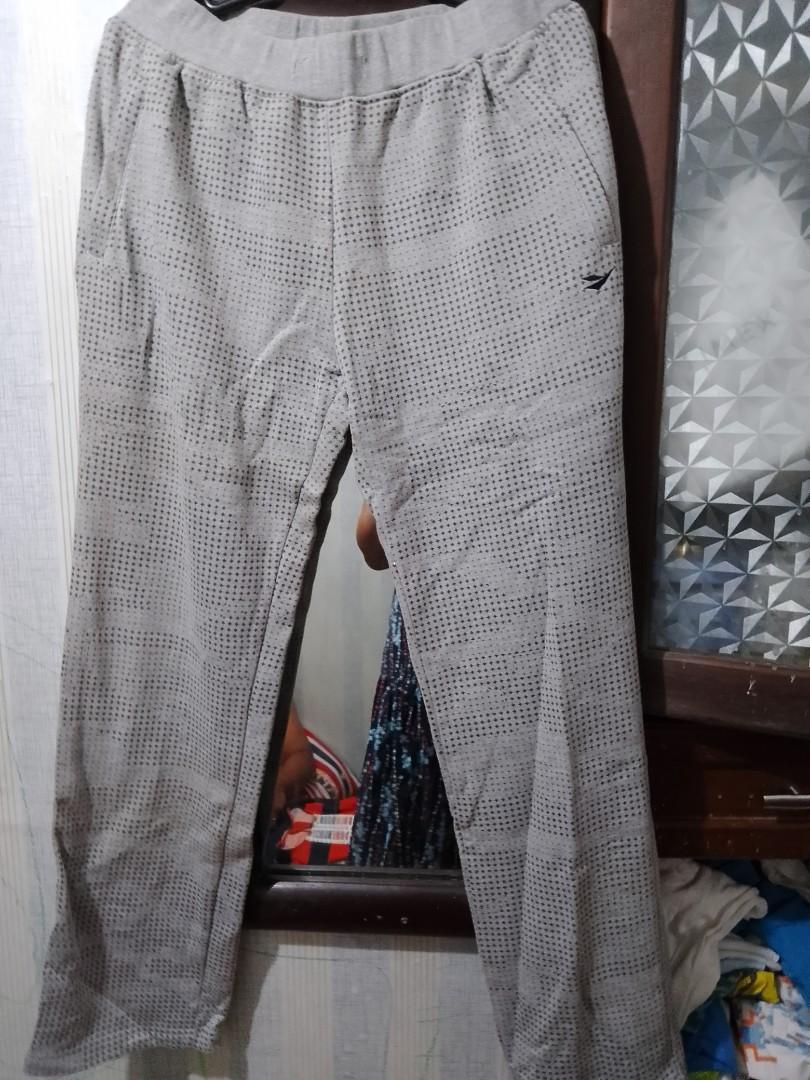 Jogging pants (Category: Other Bottoms) located in Caloocan City. Submitted by nerisaa (Listing ID 1151440307, Image 1). Description: .
