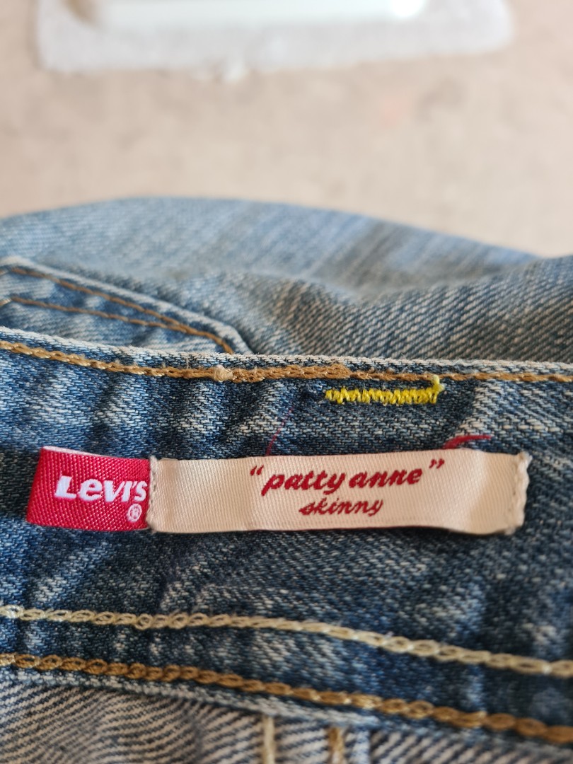 Levi's Skinny Jean size S w26, Women's 