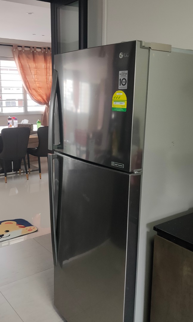 LG smart inverter 2 door refrigerator, TV & Home Appliances, Kitchen Appliances, Refrigerators