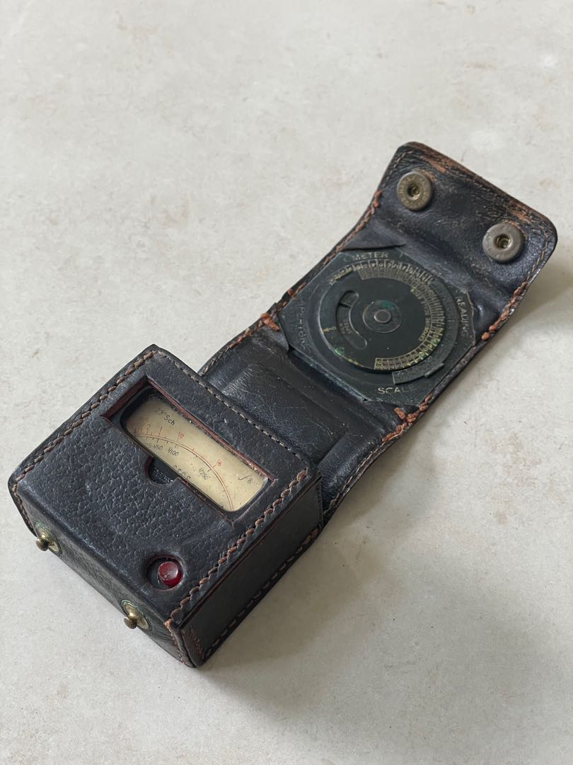 Metro Vickers Selenium Light Meter, Photography, Cameras on Carousell