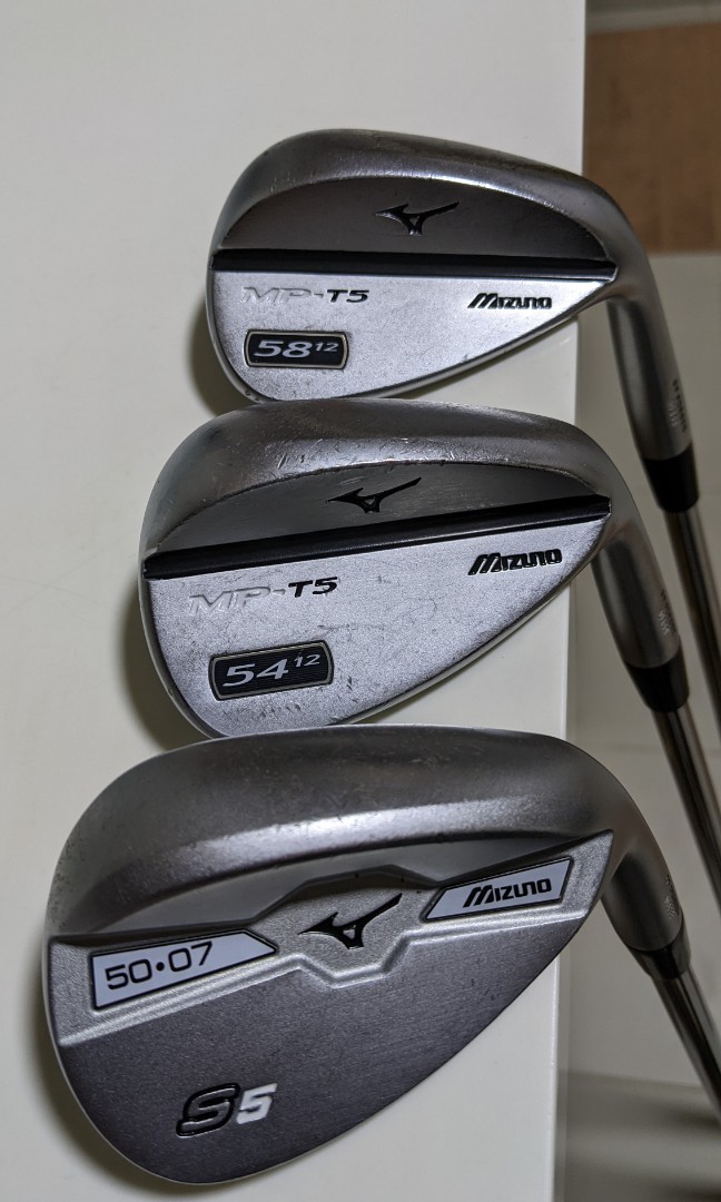 Mizuno t5 top vs s5