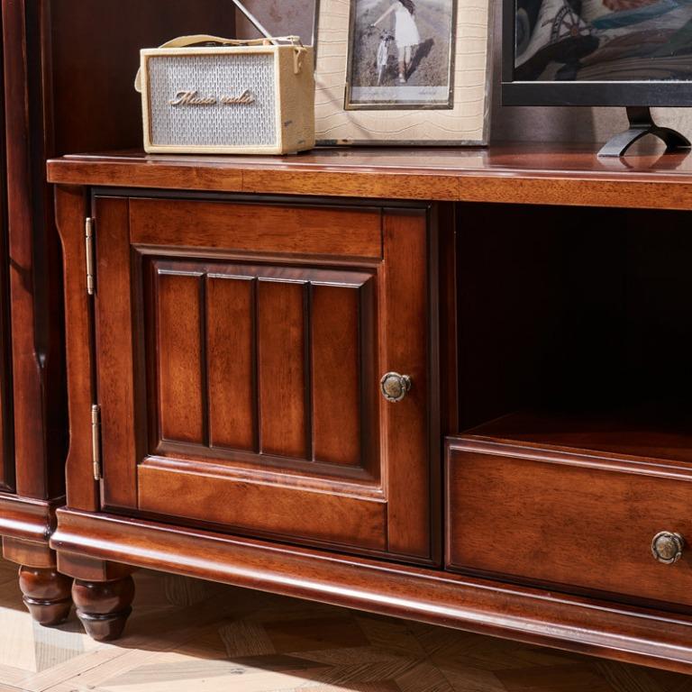 Showhouse SUPER SALE NATALIE TV Console Display American Solid