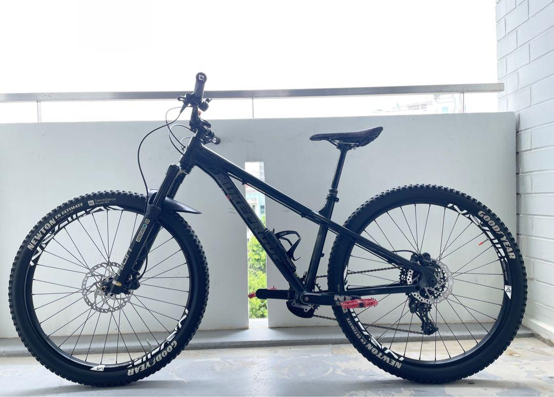 Nukeproof scout 275 best sale comp bike 2018