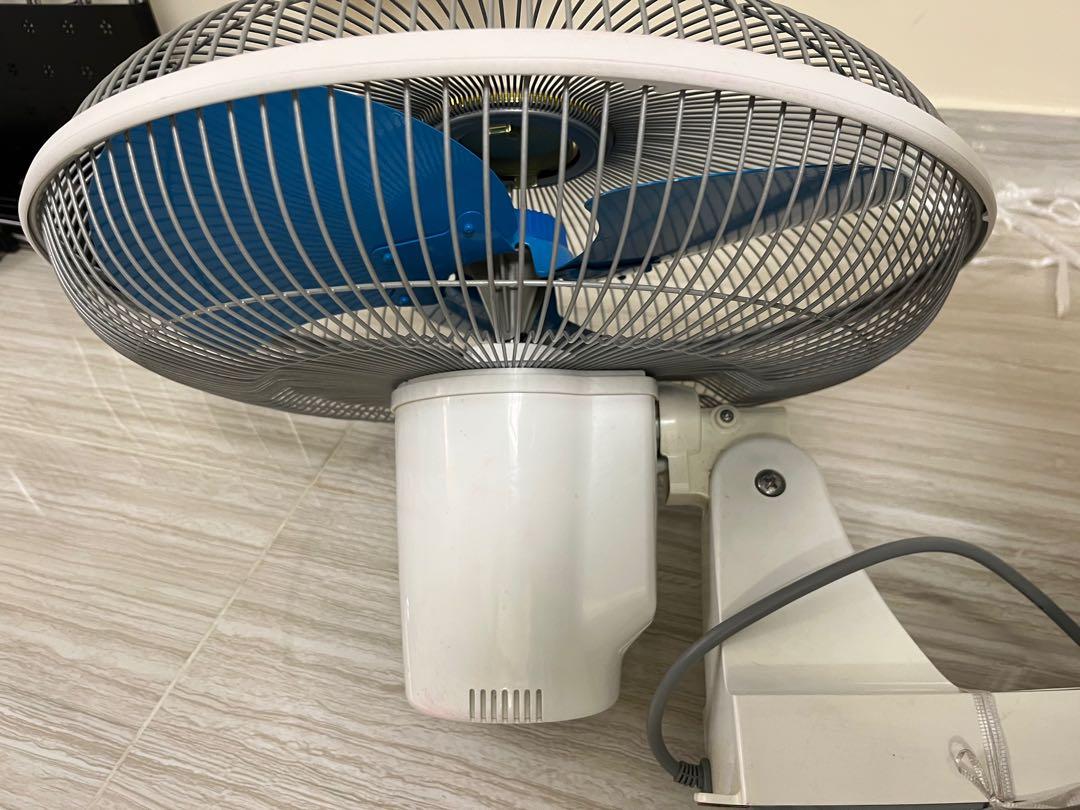 Panasonic 掛牆風扇 16吋 F-409UH, 家庭電器, 其他家庭電器 - Carousell