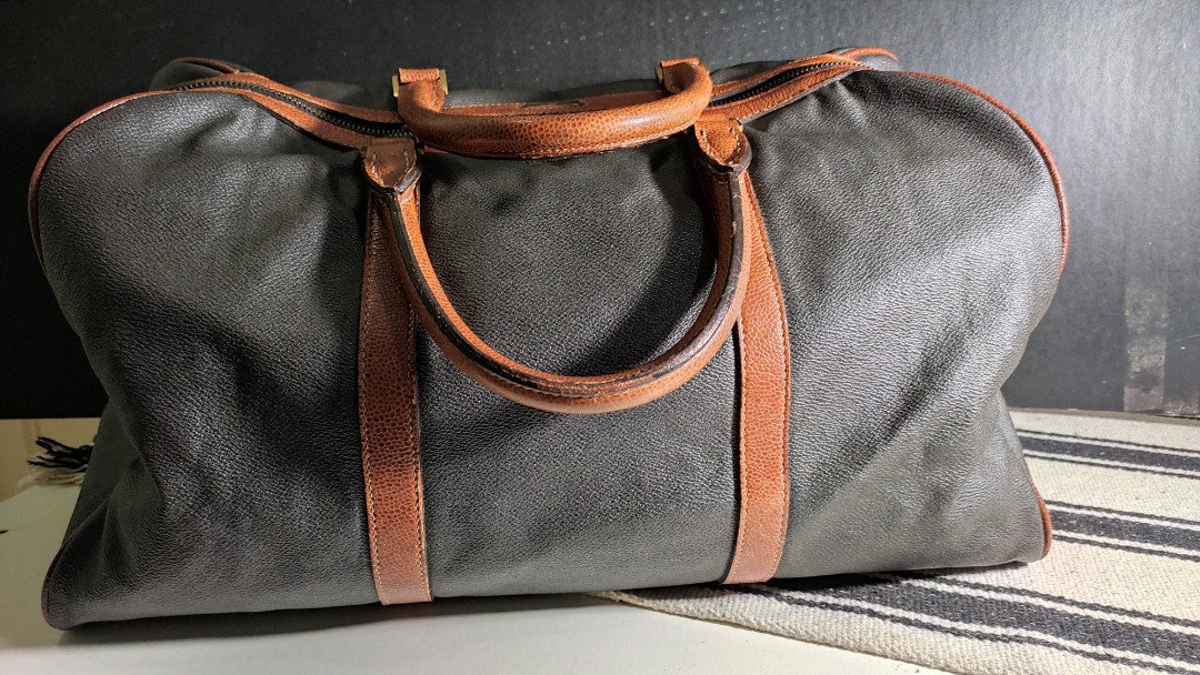 Balmain weekend outlet bag