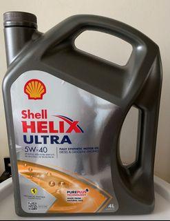 SHELL HELIX ULTRA 5W-40 Fully Synthetic Engine Oil.