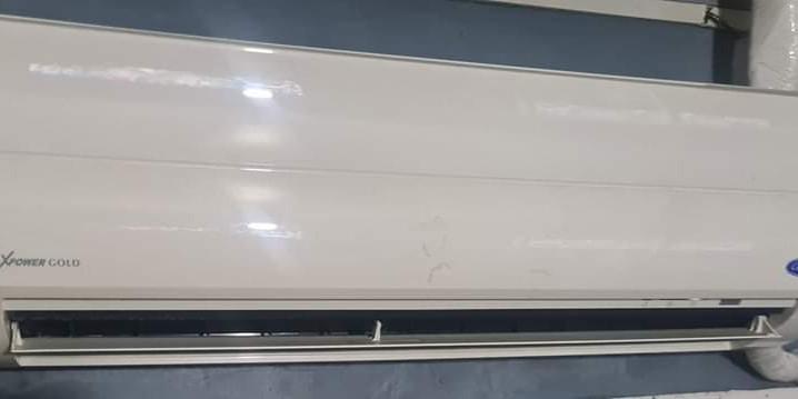1HP Carrier Split Type Inverter Aircon with free Window Type AC (Category: Air Conditioning and Heating) located in Muntinlupa City. Submitted by heylynmay (Listing ID 1151470636, Image 1). Description: FP-53(4238)CVUR010-703 1HP Carrier Split Type Inverter AC unit with free Condura Quiet Series Window-Type AC (issue: maingay ang fan) reason for selling: upgrade to 2HP AC unit.