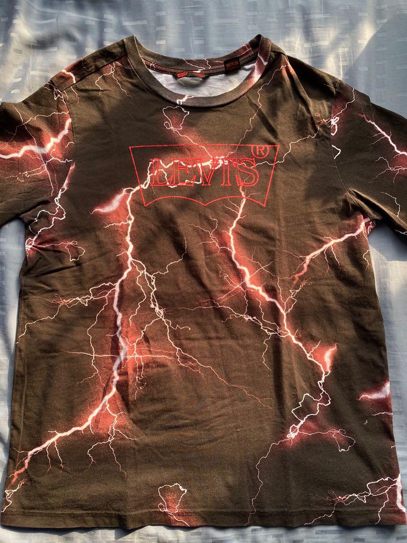 Stranger Things X Levi's Graphic Tee Size M/L, Men's Fashion, Tops & Sets,  Tshirts & Polo Shirts on Carousell