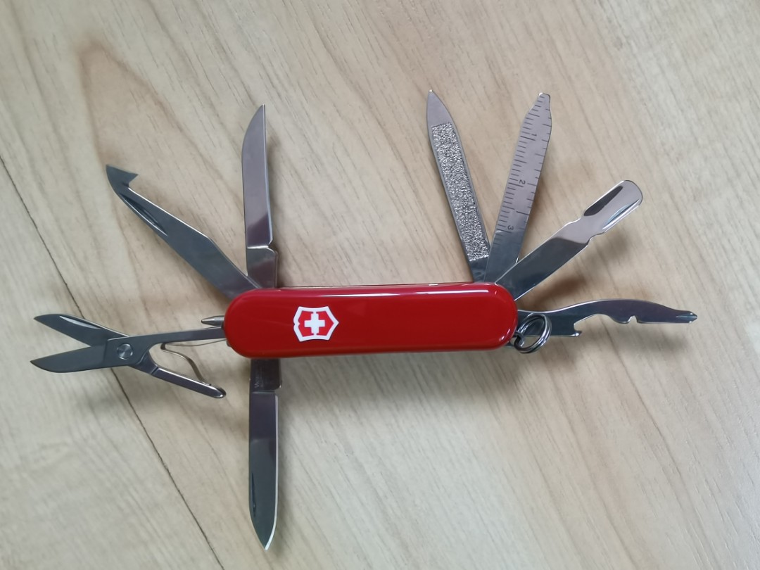 Victorinox discount midnite minichamp