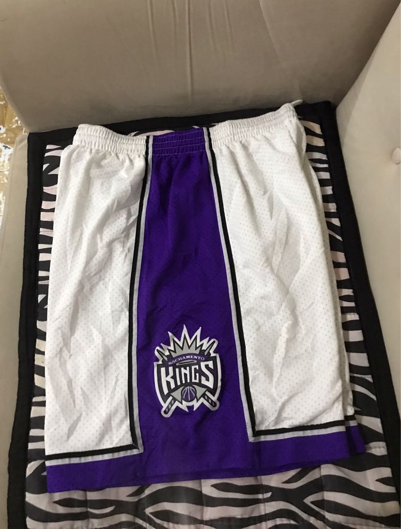 VINTAGE NIKE SACRAMENTO KINGS, Men's 