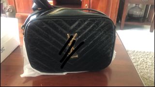 (Category: ) located in . Submitted by expatmovingout (Listing ID 1151473428, Image 1). Description: .